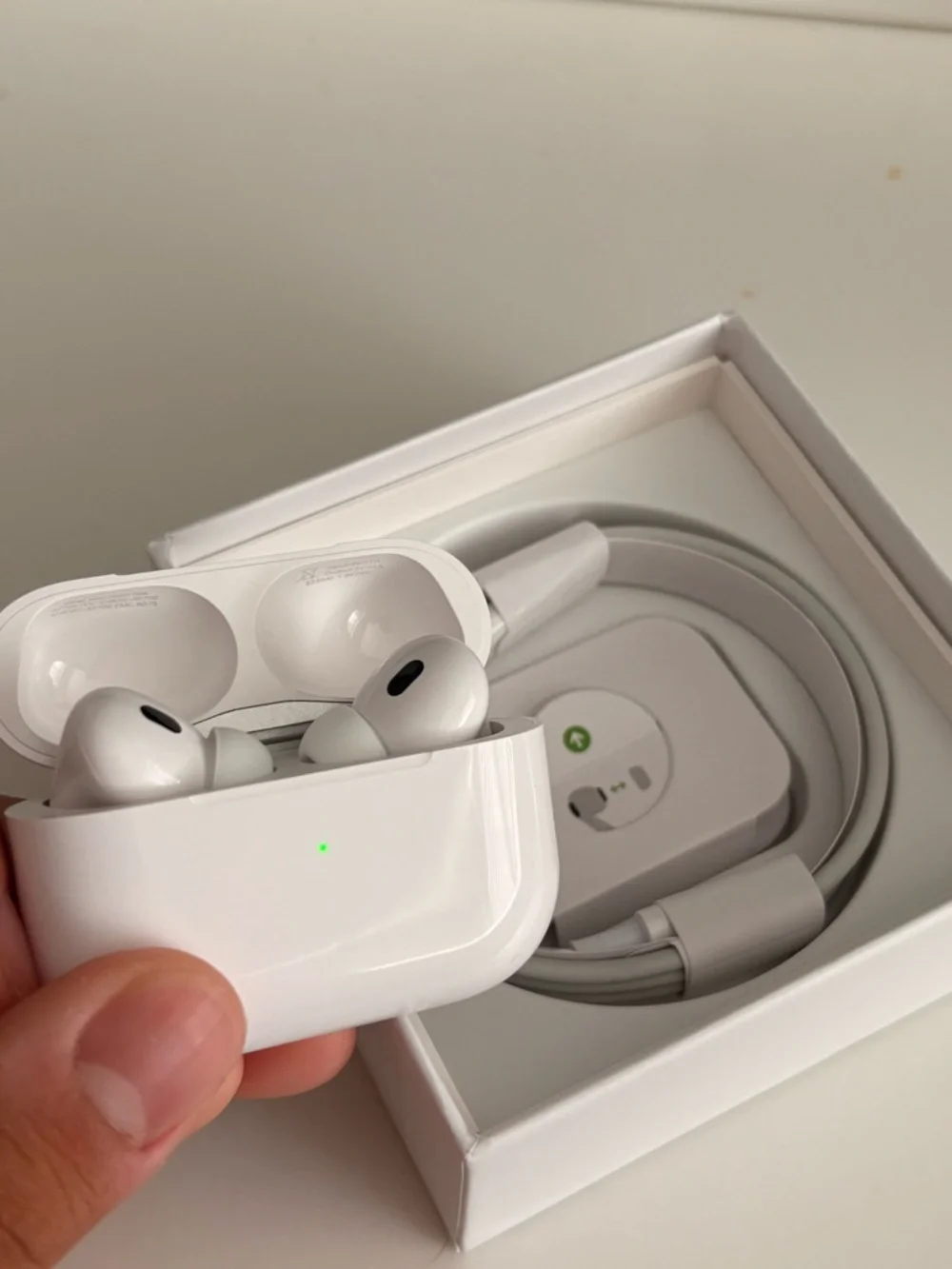 Apple AirPods Pro Wireless Earbuds in White with Charging Case